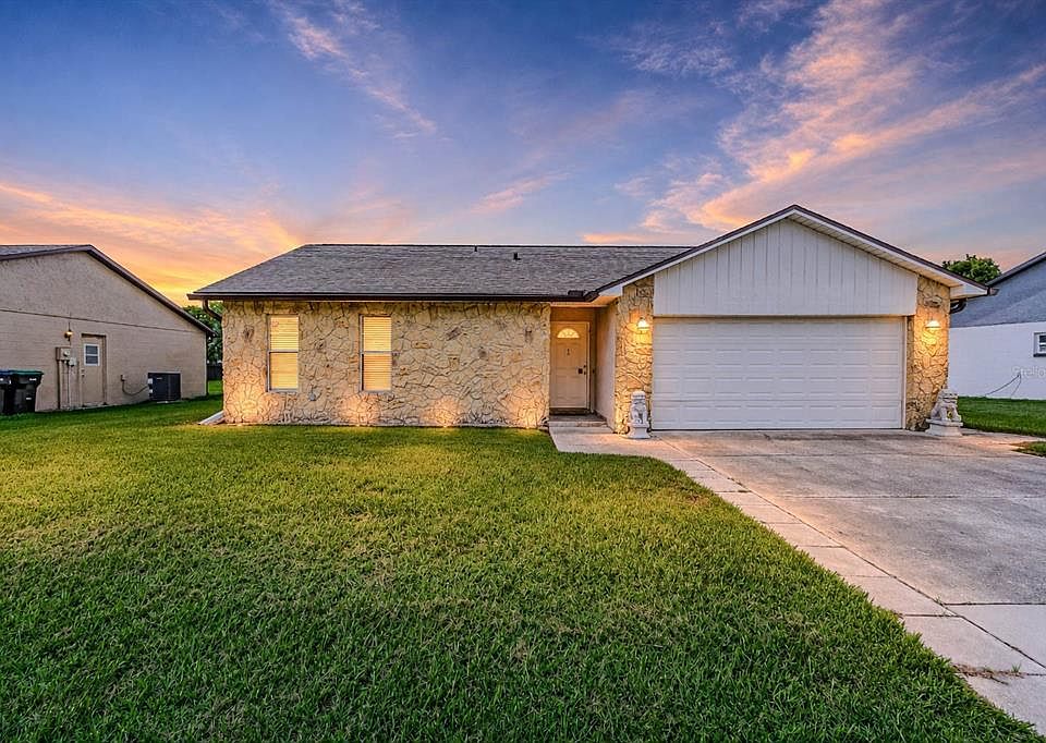 1st image of 7544 RIO PINAR LAKES BOULEVARD