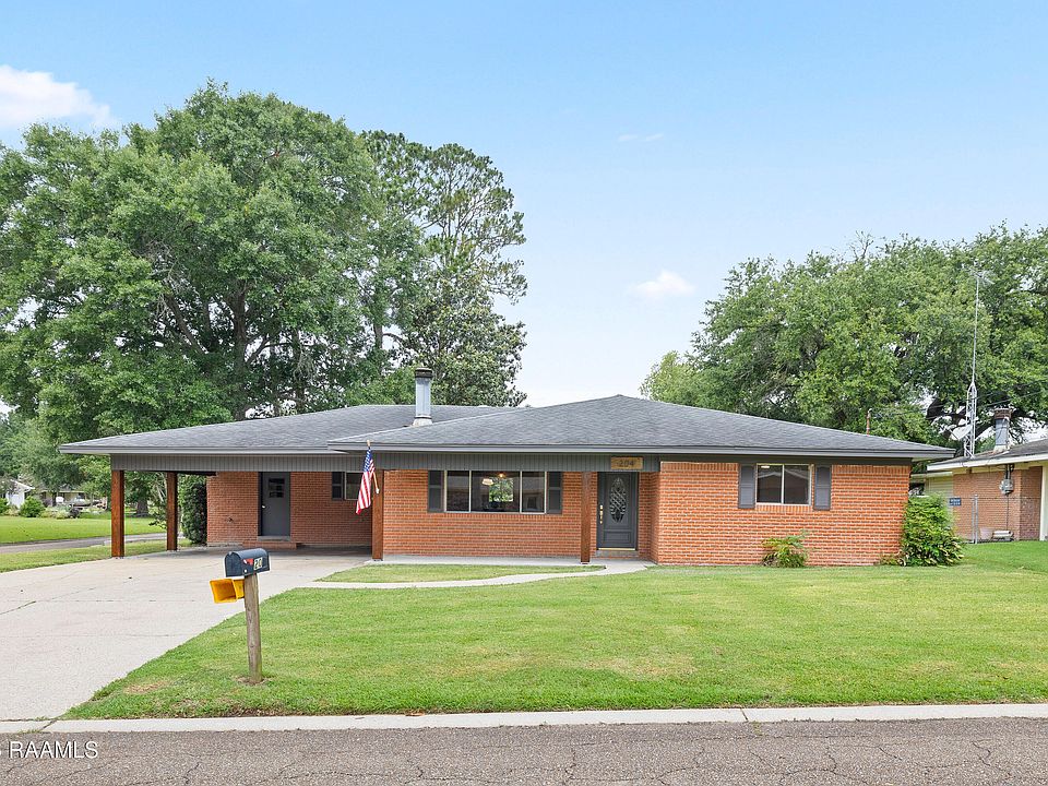 1st image of 204 Wicklow Blvd