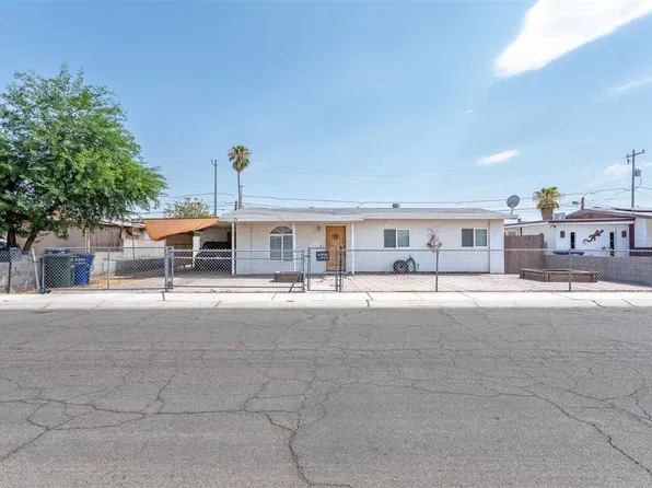 2075 E 24th Pl, Yuma, AZ 85365