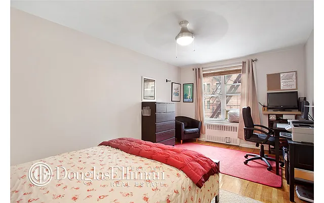 Sold by Douglas Elliman | media 18