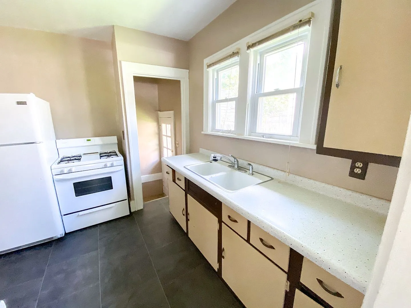 203 Quincy Street — Photo 4