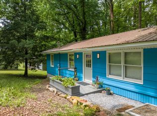 3299 Gatewood Rd, Fayetteville, WV 25840