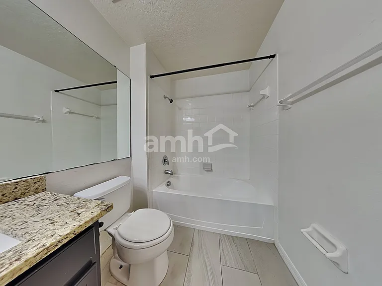 1002 Cristelle Jean Dr — Photo 15