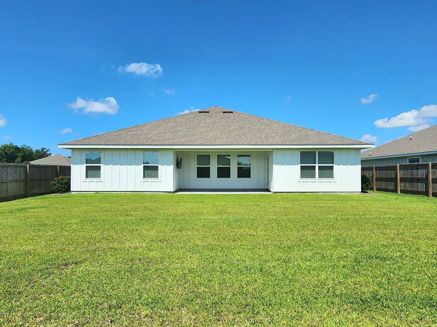 Lovely 4/2 coming soon in Raley Farms of Gulf Shores — Photo 3
