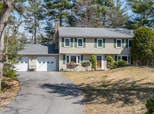 13 Oak Hill Rd, Natick, MA 01760