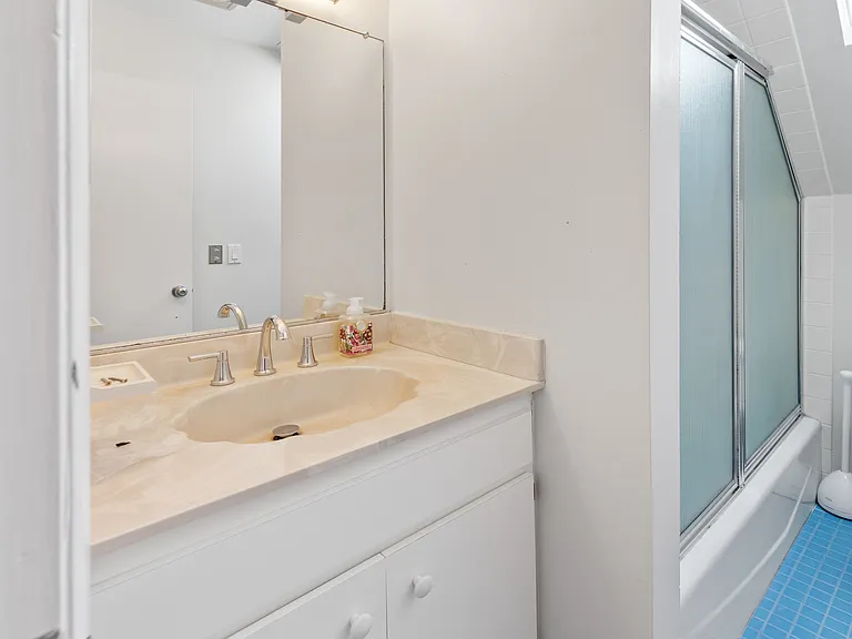 2 Dory Ln — Photo 17