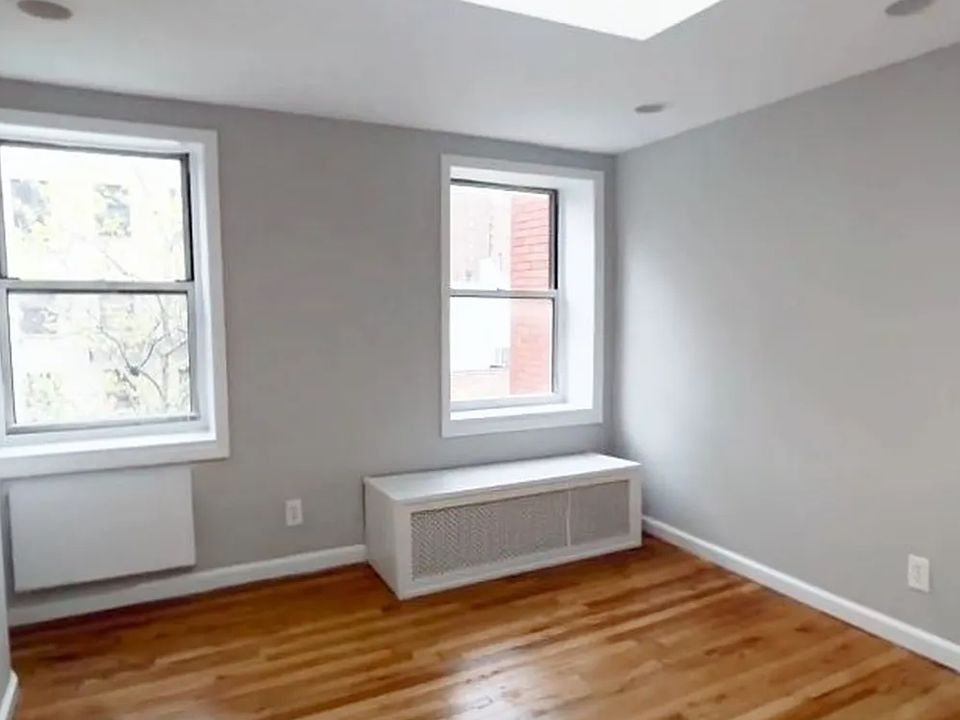 2nd image of 354 E 19th St #3