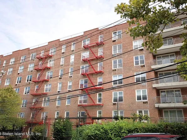 55 Austin Pl APT 2R, Staten Island, NY 10304
