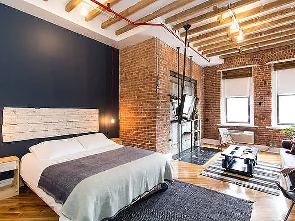 101 Sutton St #318