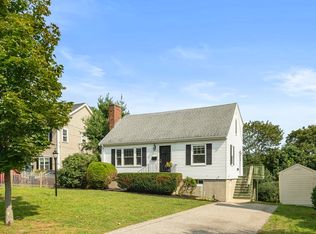90 Dickson Ave, Arlington, MA 02474
