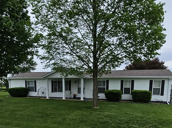 105 Brian St, Ellis Grove, IL 62241