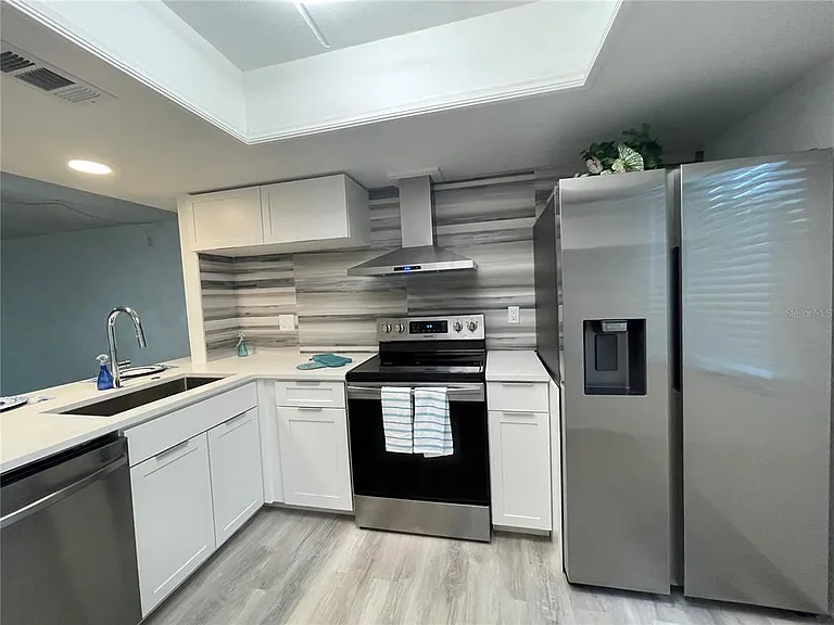 103 Palmetto Ct #103 — Photo 3
