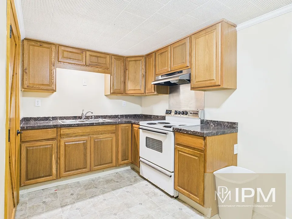 307 N Fayette St
