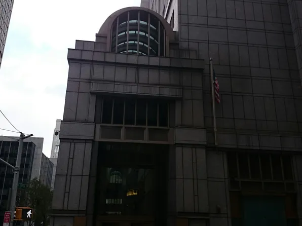 290 Broadway