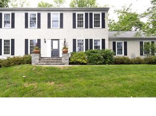 206 Trowbridge Ln, Downingtown, PA 19335