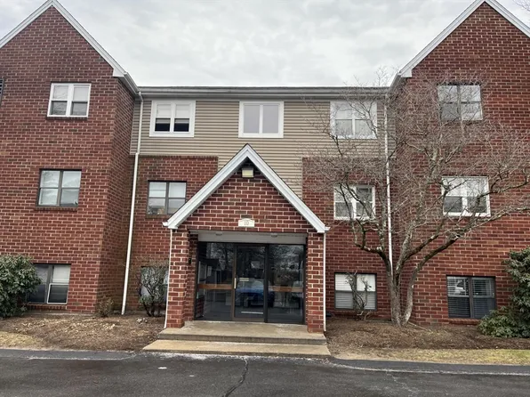 10 Longworth Ave Unit 7, Brockton, MA 02301