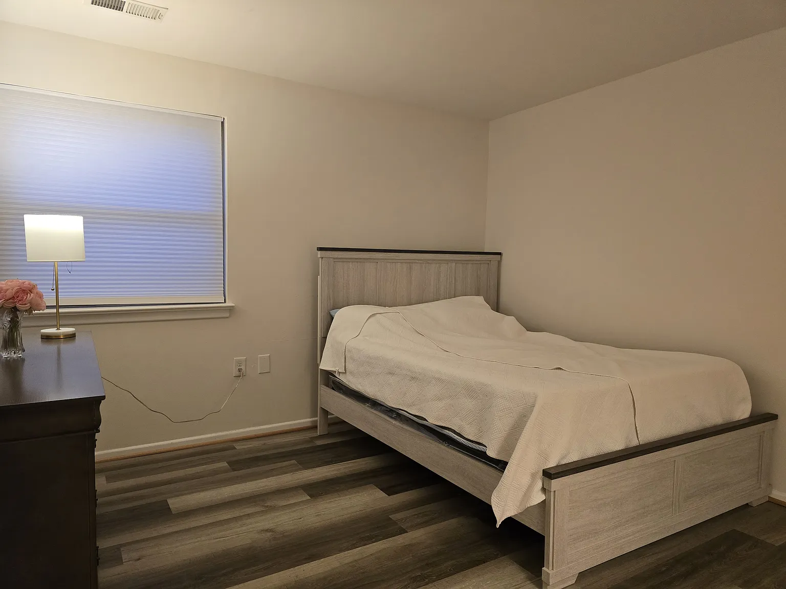 1 bed, 1029 sqft, $800 — Photo 3