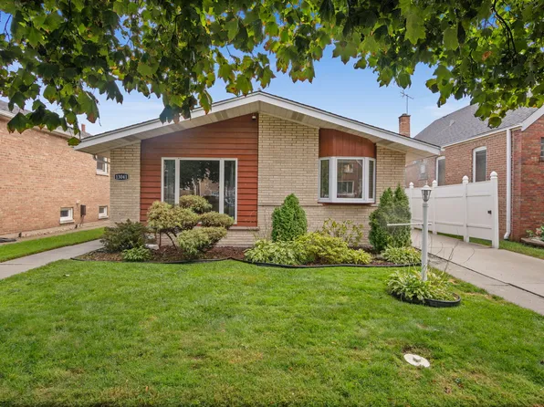 13041 S Muskegon Ave, Chicago, IL 60633