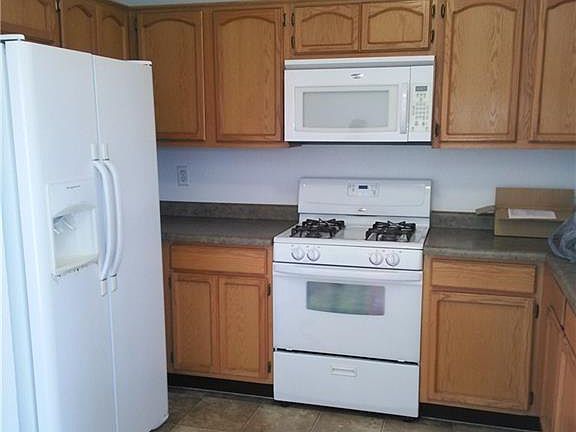 2nd image of 14033 Tierra Halcon Dr