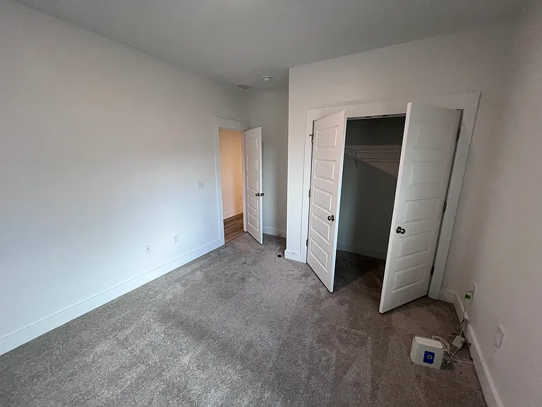 5379 Cornwall Dr — Photo 9