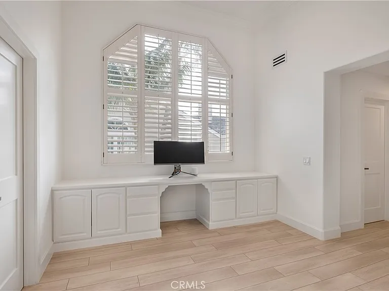 85 Hillsdale Dr — Photo 15