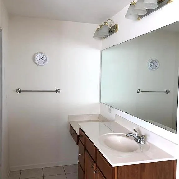 5876 Rue Villa Ln — Photo 11