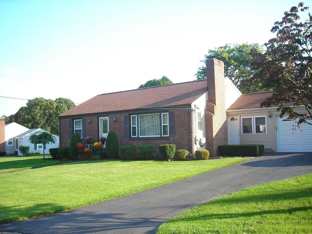 2 bed, 1200 sqft, $2,495 — Photo 1