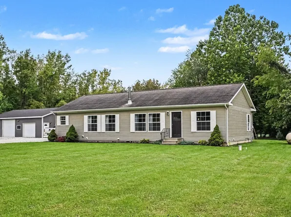 1822 Thomson Rd, Niles, MI 49120