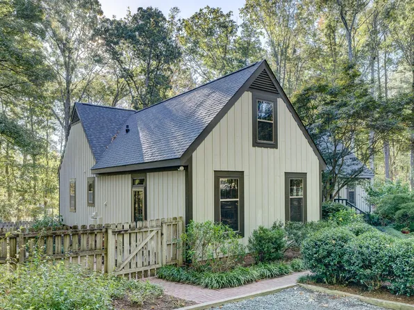 5201 George King Rd #G, Durham, NC 27707