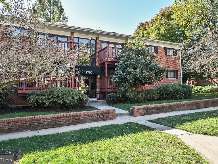 2700 Dartmouth Rd #1 — Photo 4