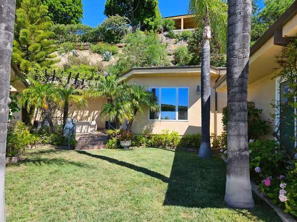 560 Chalette Dr, Beverly Hills, CA 90210
