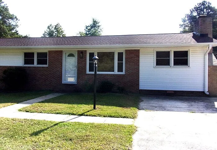 315 Rock St