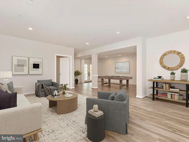 3838 Fulham Rd — Photo 27