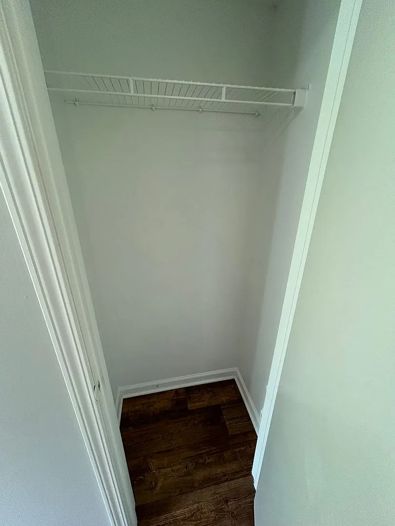 4 BR Lawrence Twp — Photo 4