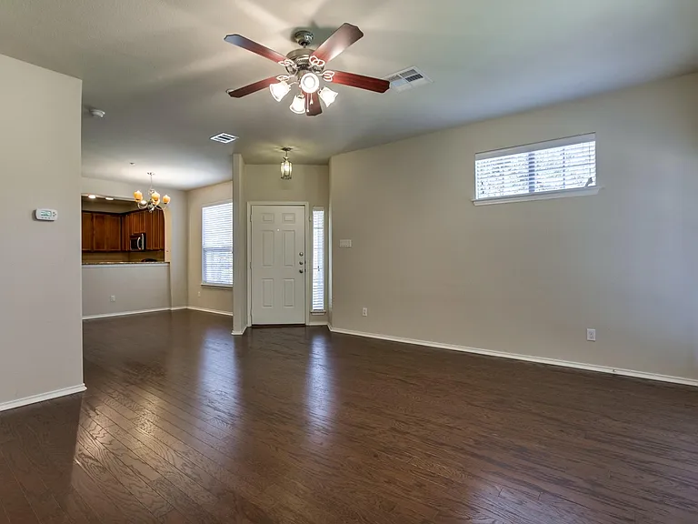 3101 Davis Ln #8002 — Photo 3