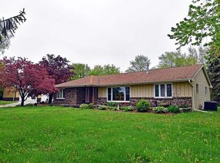 5327 Springbrook Rd, Pleasant Prairie, WI 53158