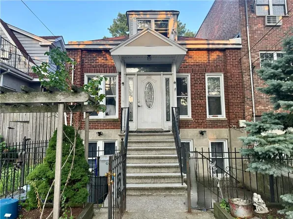 2438 Matthews Avenue, Bronx, NY 10467