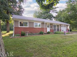 4240 N 1475 East Rd, Heyworth, IL 61745