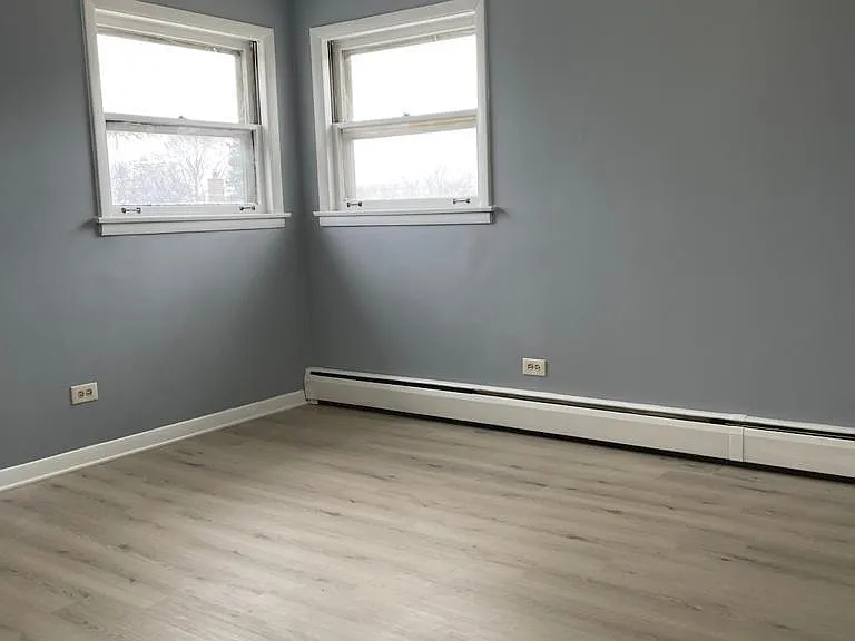Bed room 1