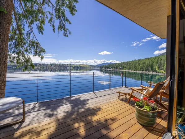 13561 S Lakeshore Road, Chelan, WA 98816