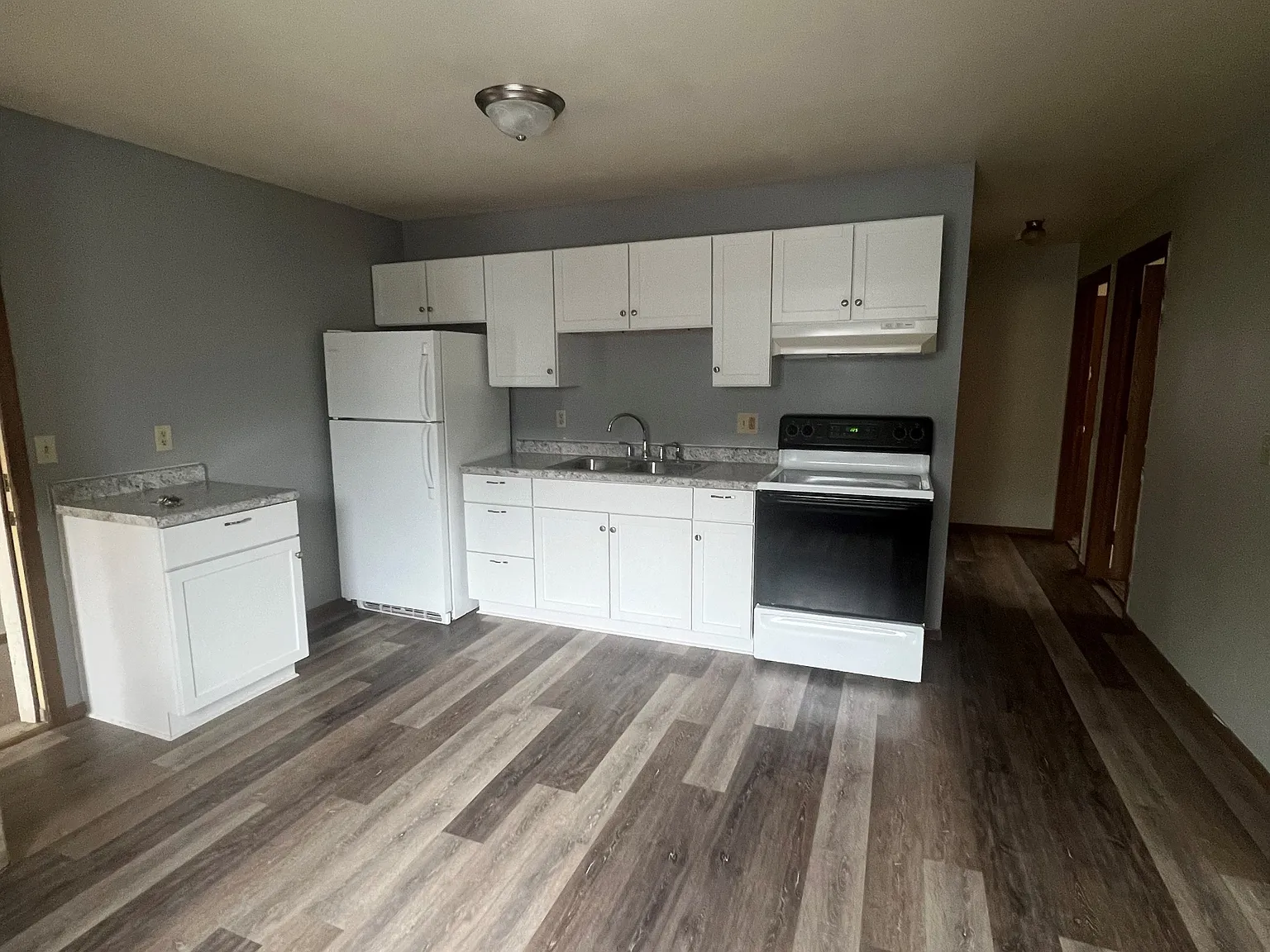 815 Woodland Avenue - 3 — Photo 2
