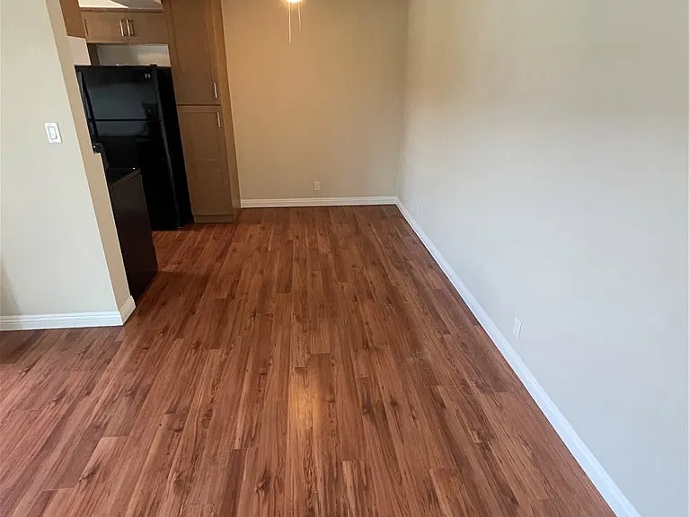 5716 Sultana Ave #6 — Photo 5