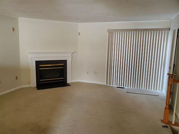 4th image of 11309 Kings Crest Ct