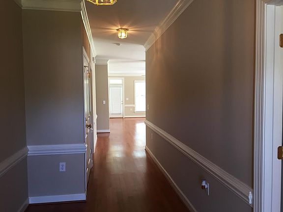 Front Entrance & Foyer