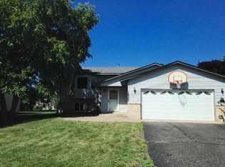 14325 Eveleth Ave, Apple Valley, MN 55124