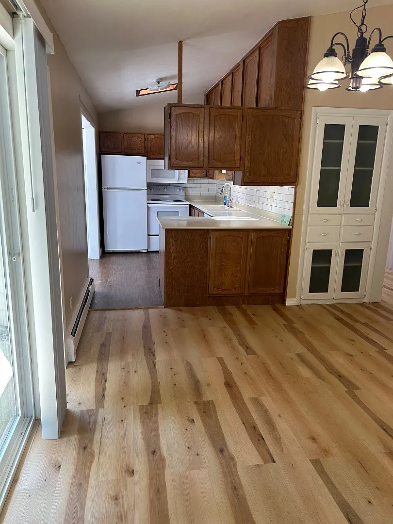 908 Whitaker Dr - 908 Whitaker Dr. — Photo 4
