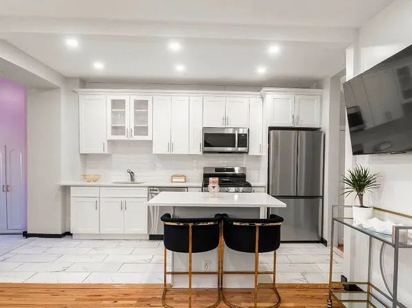 767 Georgia Ave #1, Brooklyn, NY 11207