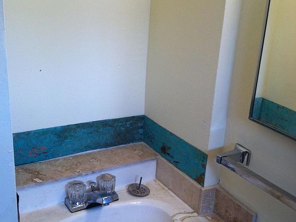 5th image of 1302 Avenue E
