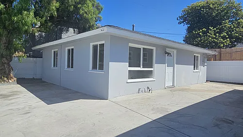 1135 Highland Ave Photo 1