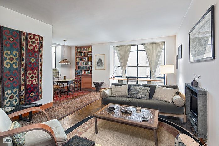 1st image of 17 W 54th St APT 3A